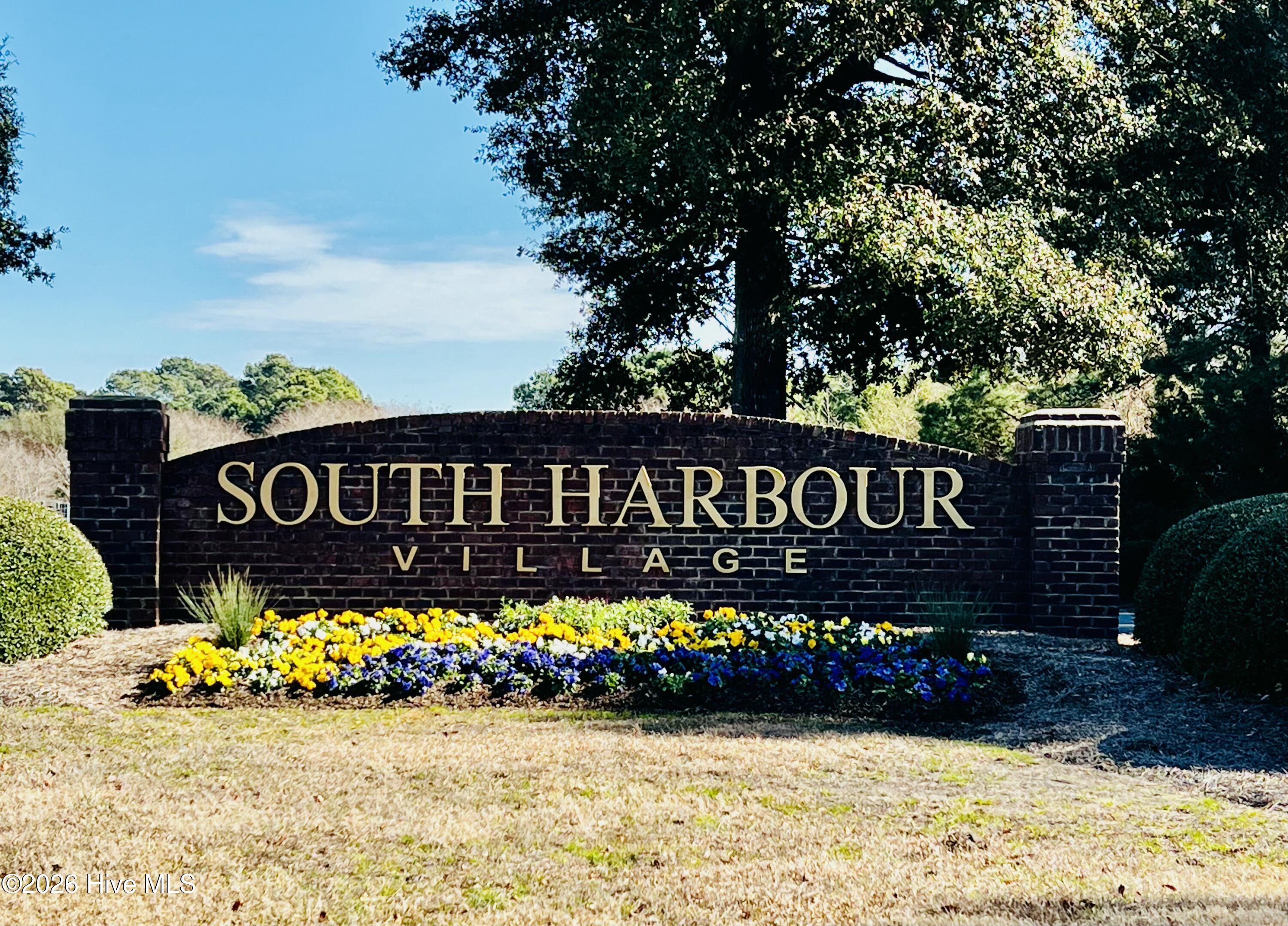 100550987 | Photo 32