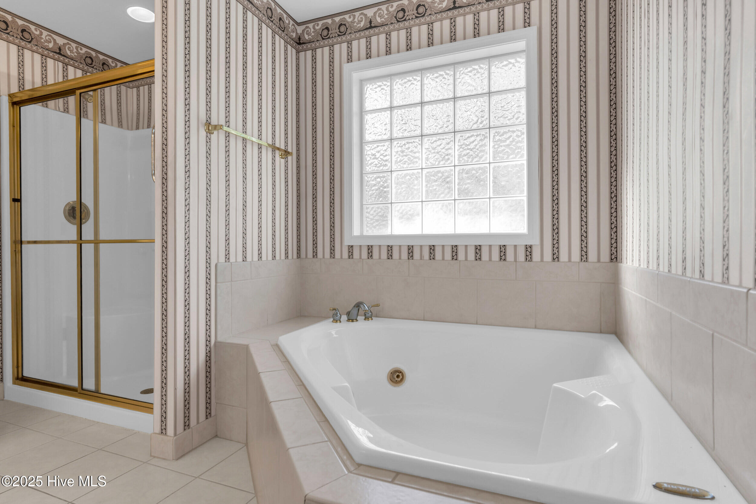 100540480 | Photo 29