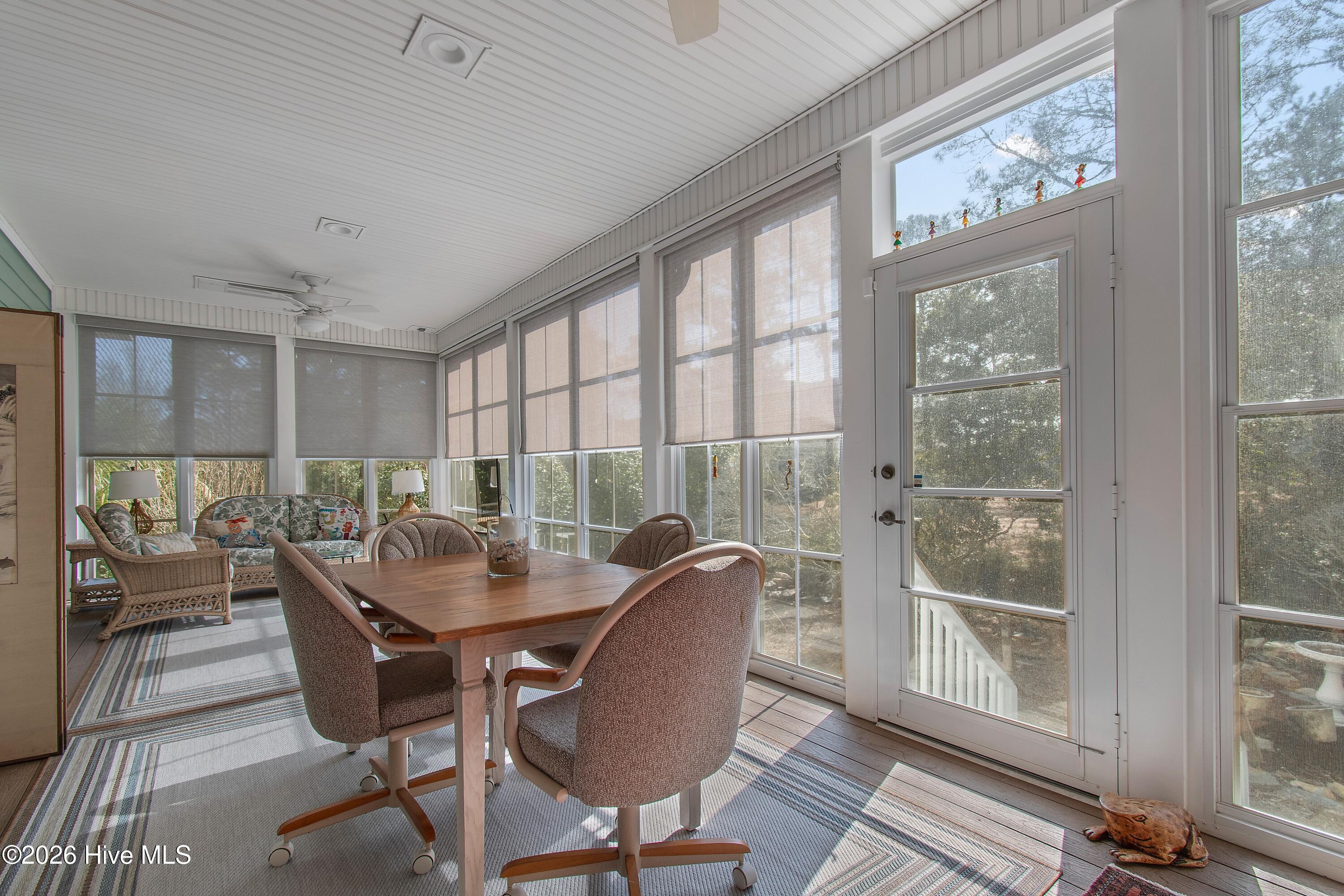 100556962 | Photo 10