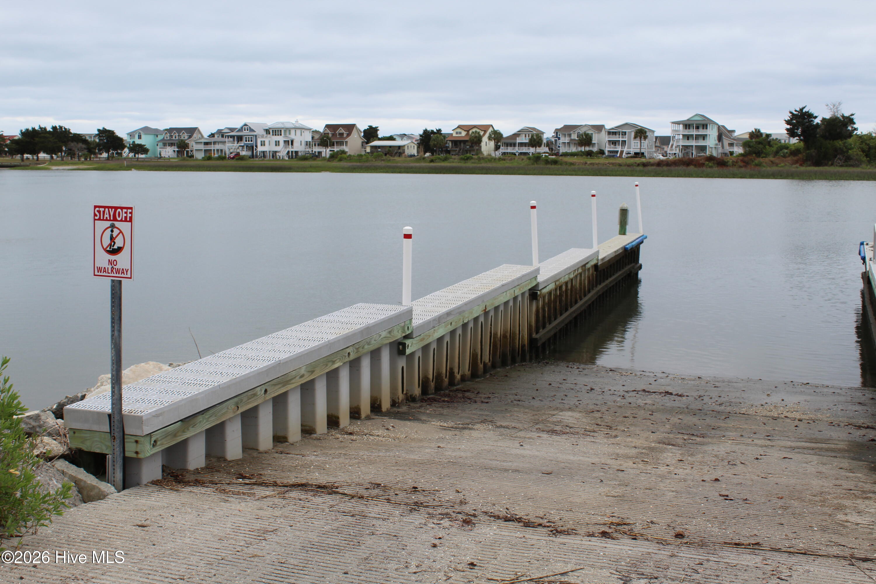 100570403 | Photo 19