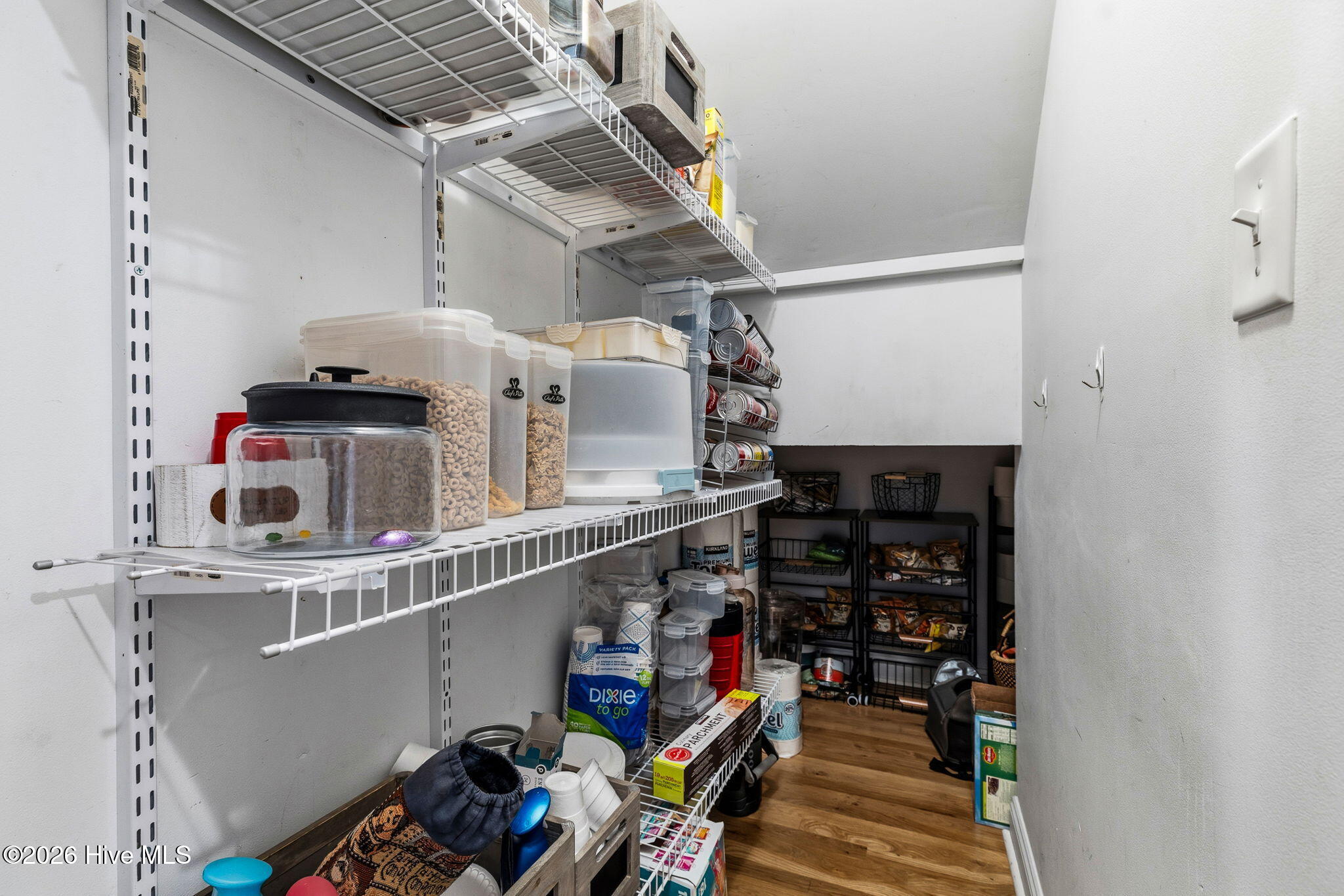 100561515 | Photo 67