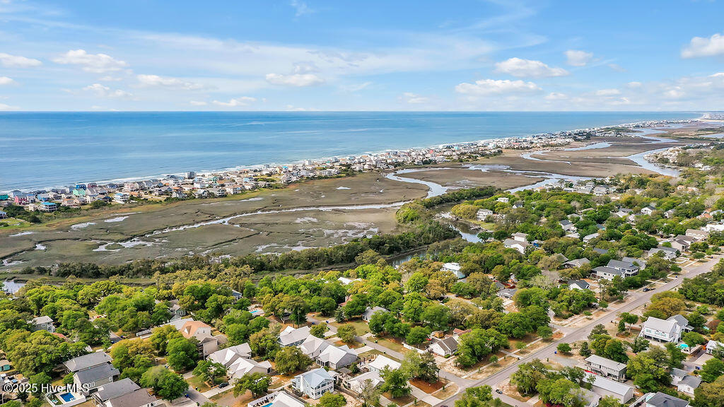 100504186 | Photo 40