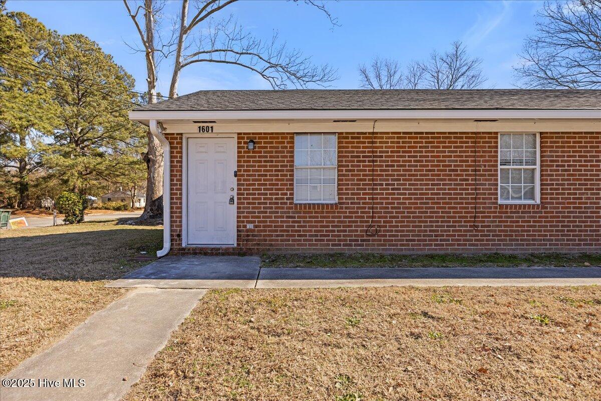 1601 Betz, Rocky Mount, North Carolina, 2 Bedrooms Bedrooms, 4 Rooms Rooms,1 BathroomBathrooms,Condominium,For sale,Betz,100562332