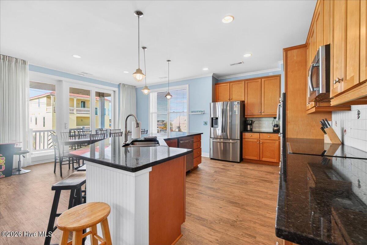 100549293 | Photo 50