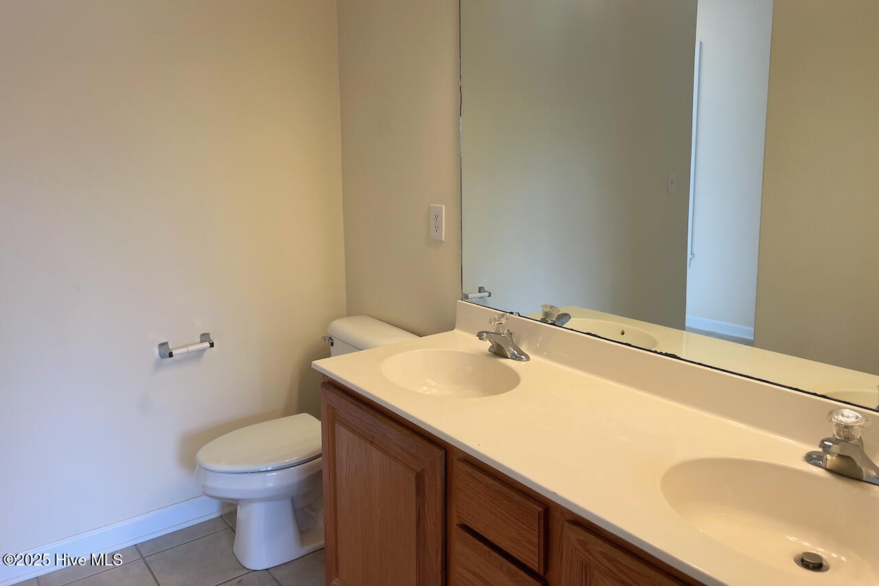 100536265 | Photo 13