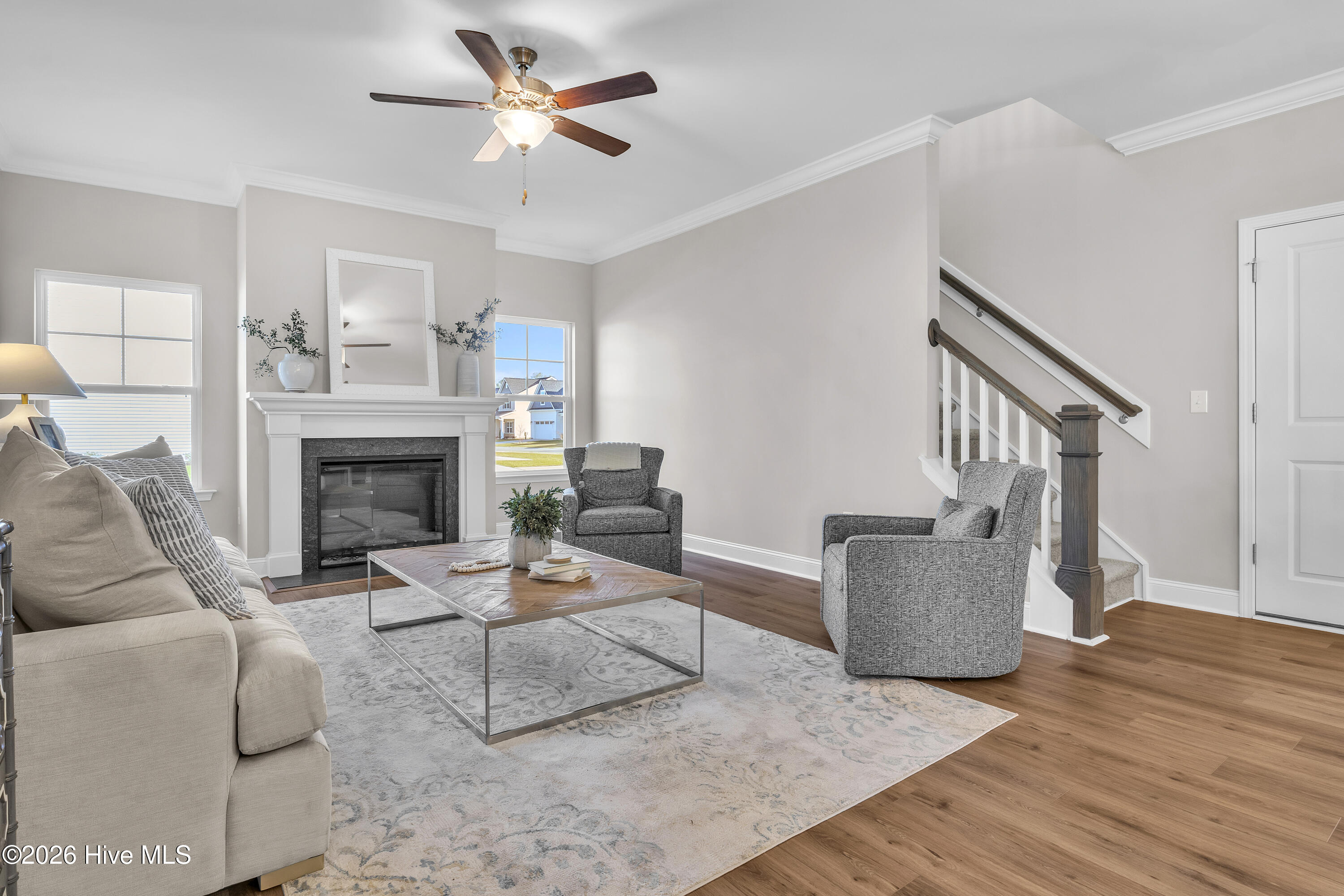 100561005 | Photo 17