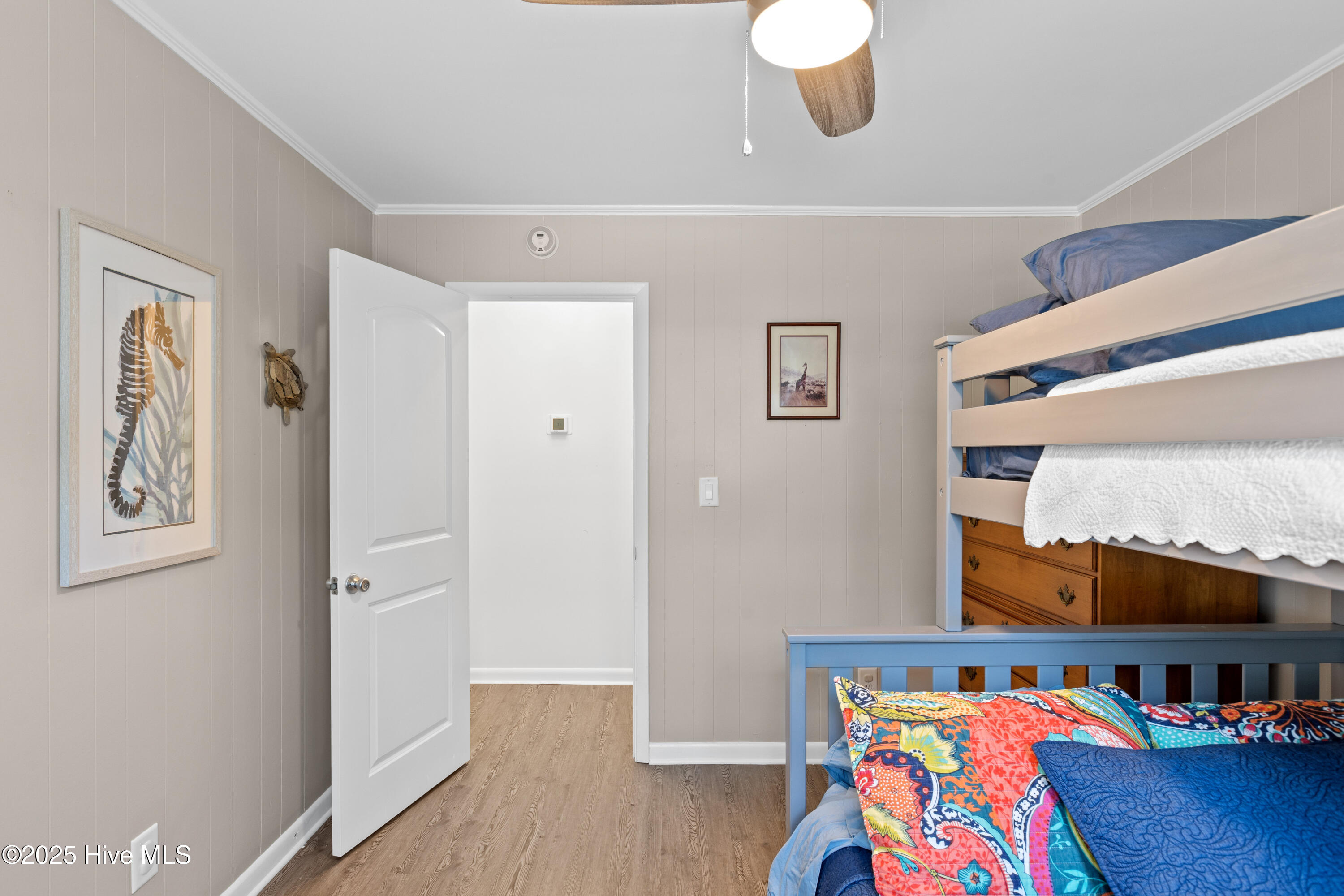 100567814 | Photo 53