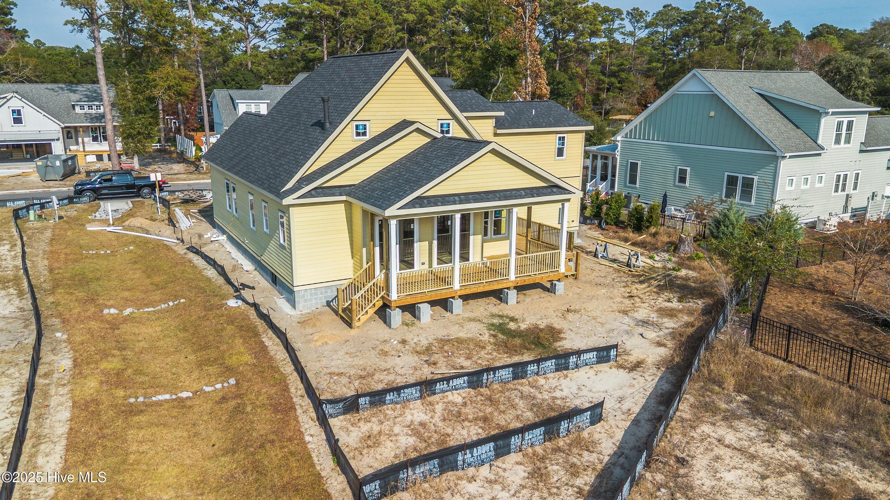 100543069 | Photo 21