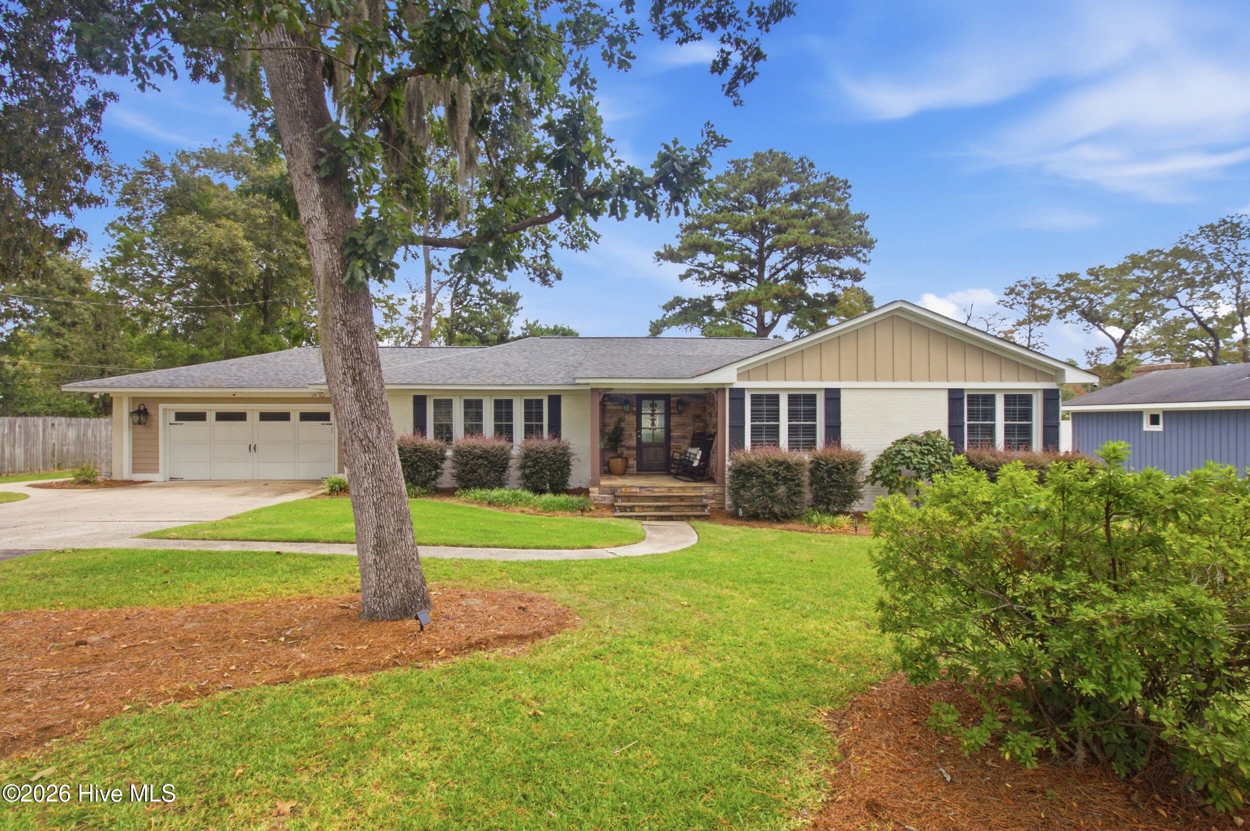 602 W Wilson Creek Drive,Trent Woods
