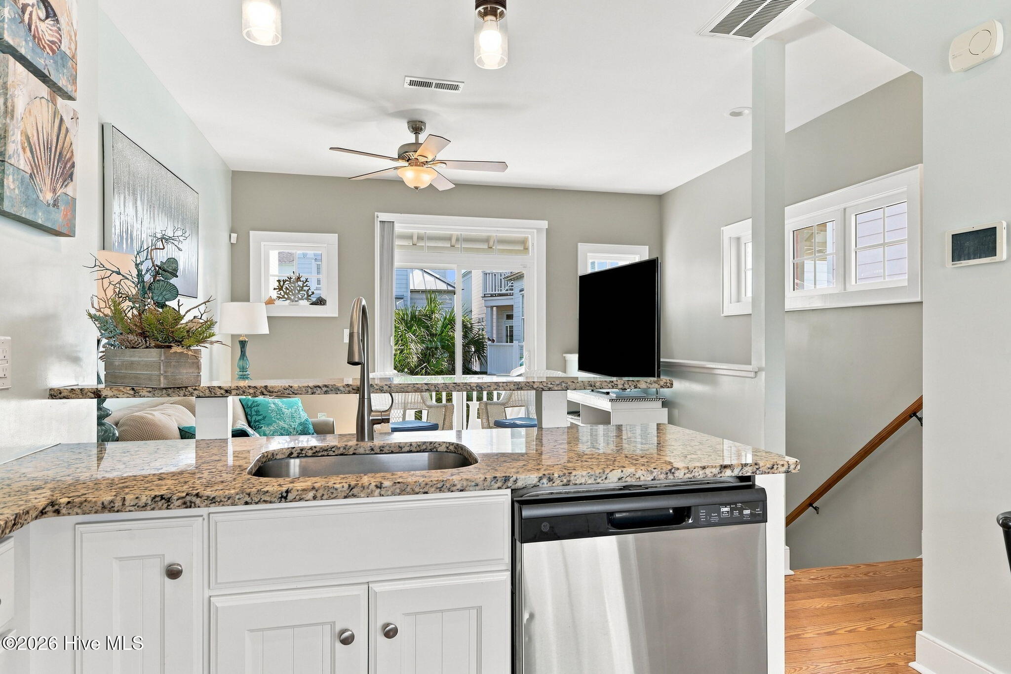 107 W Bogue Boulevard 3,Atlantic Beach