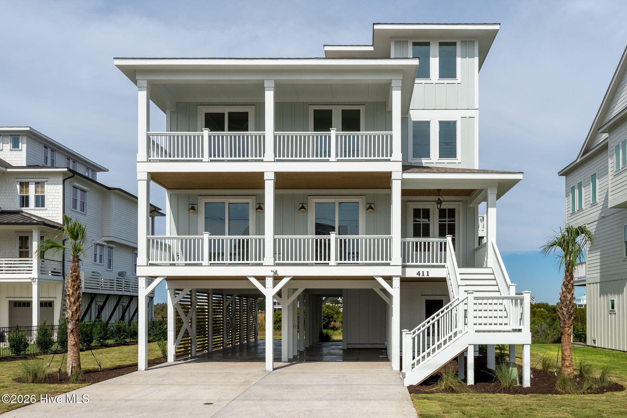 Listing photograph for 411 New River Inlet Road, North Topsail Beach, NC 28460