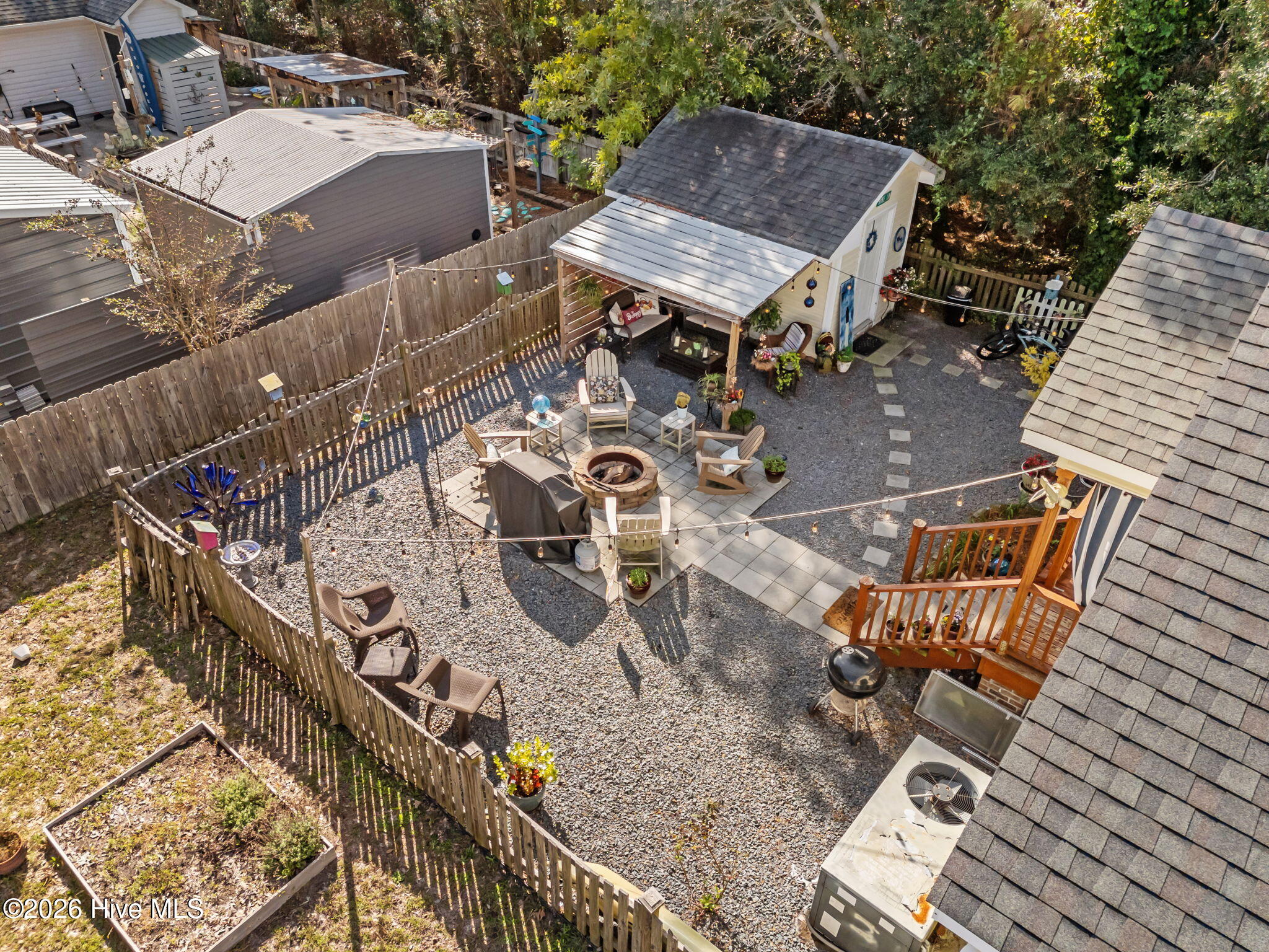 100559480 | Photo 44