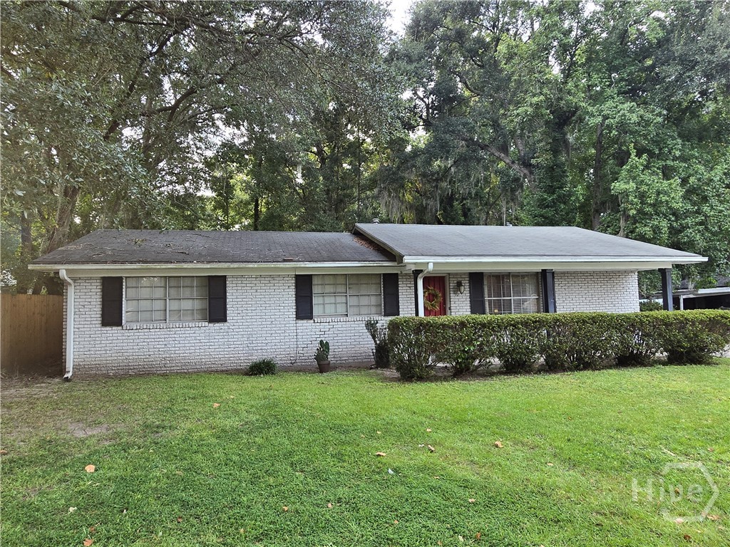 Photo 1 of Single family home for sale at 3004 Young Ave, Savannah, GA 31404 | MLS# SA364735 | Listing updated on 2026-09-21