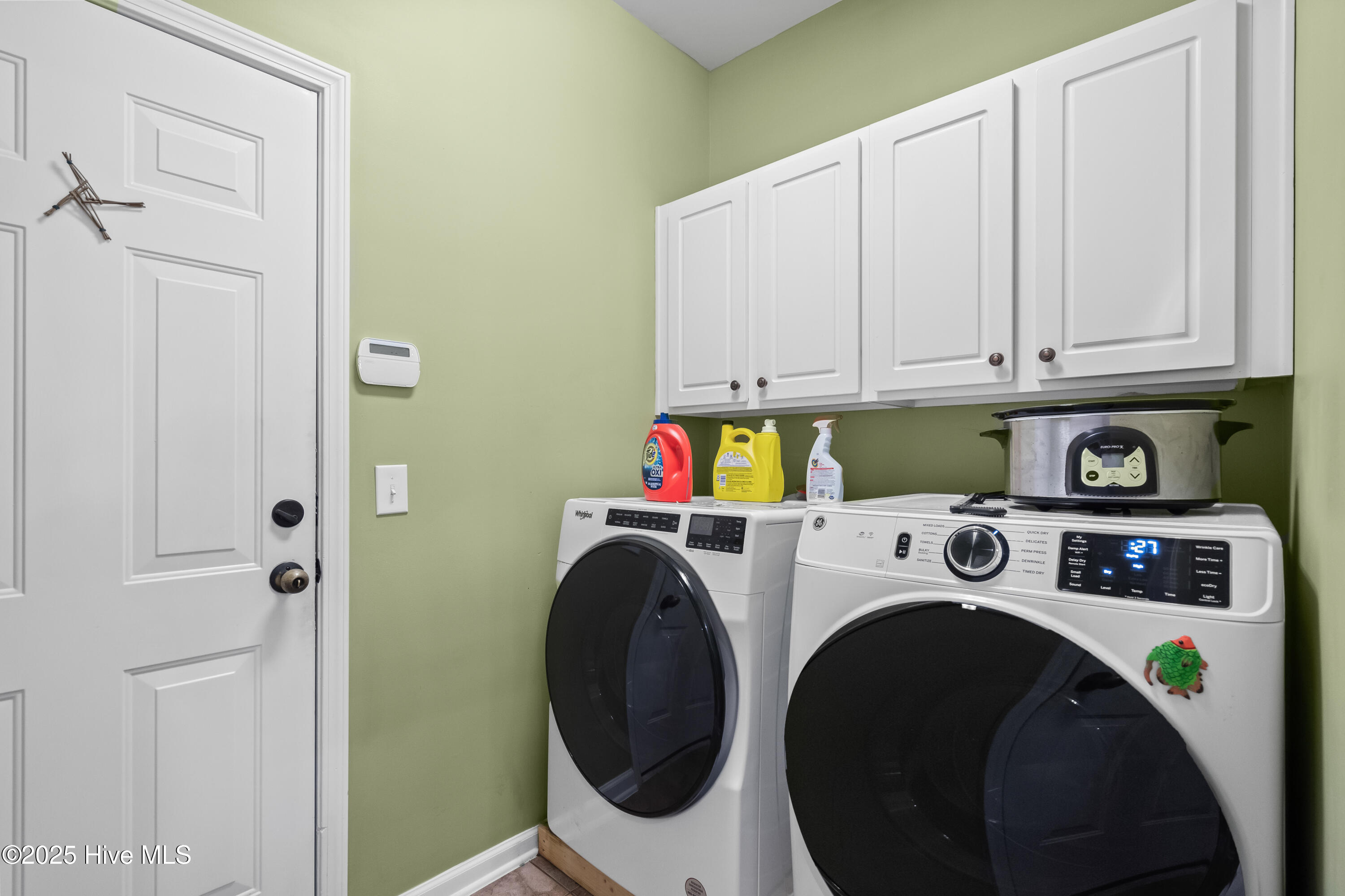 100493950 | Photo 33