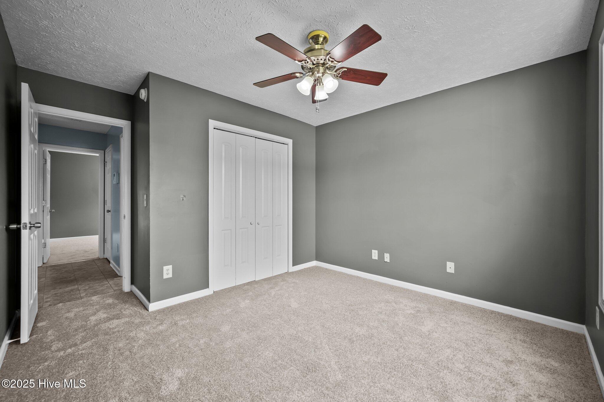 100545668 | Photo 15