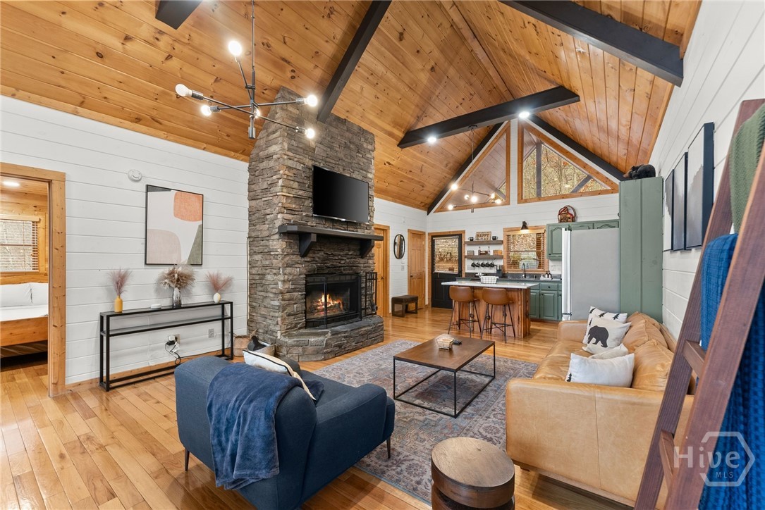 437 Spruce Circle