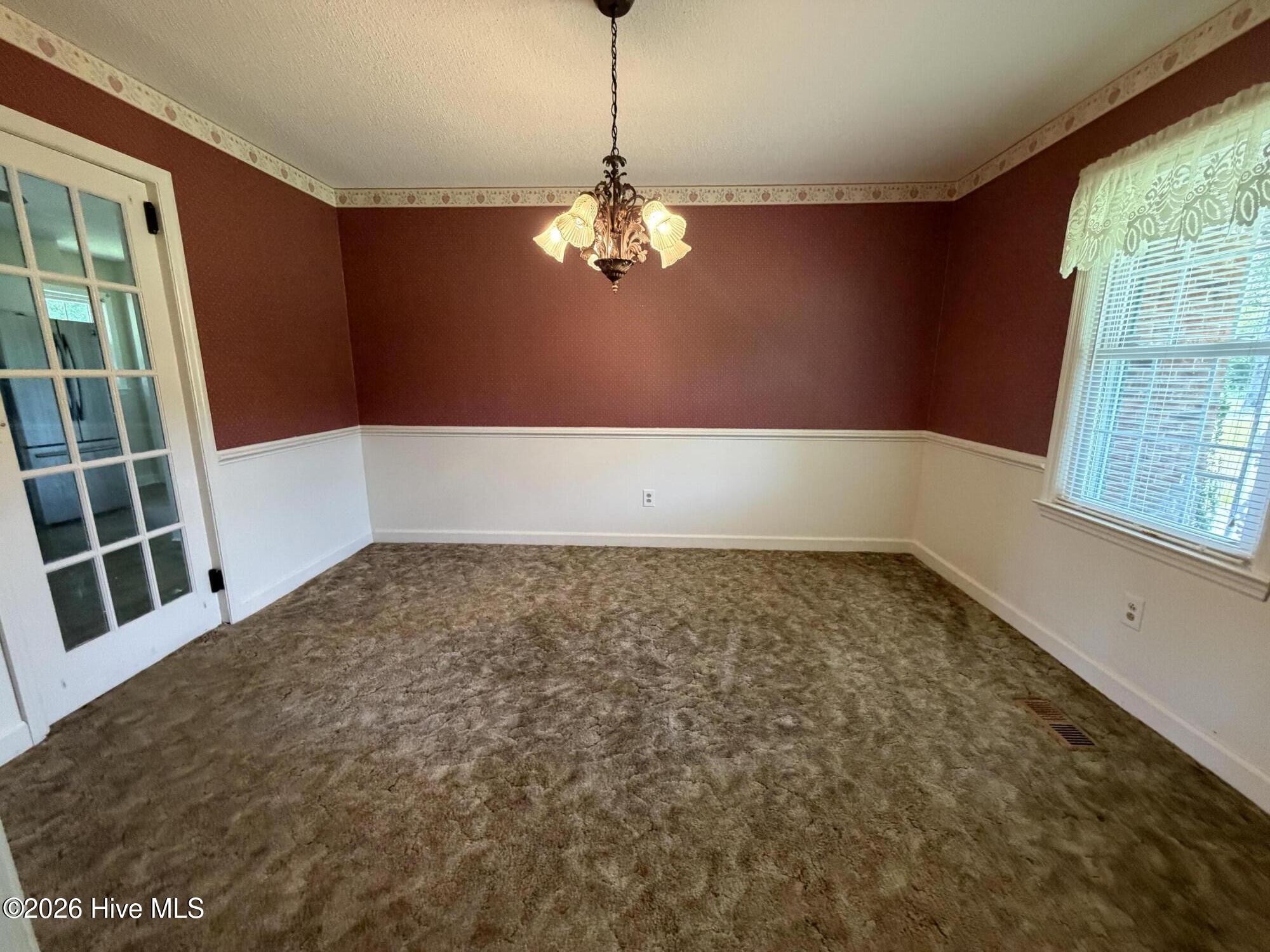 3144 Wintergreen Road,Cove City