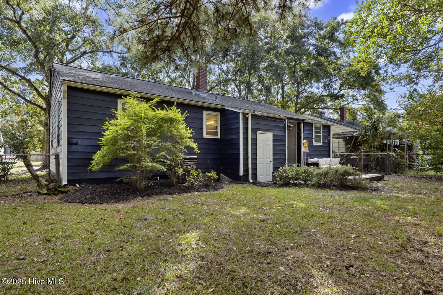 100535338 | Photo 28