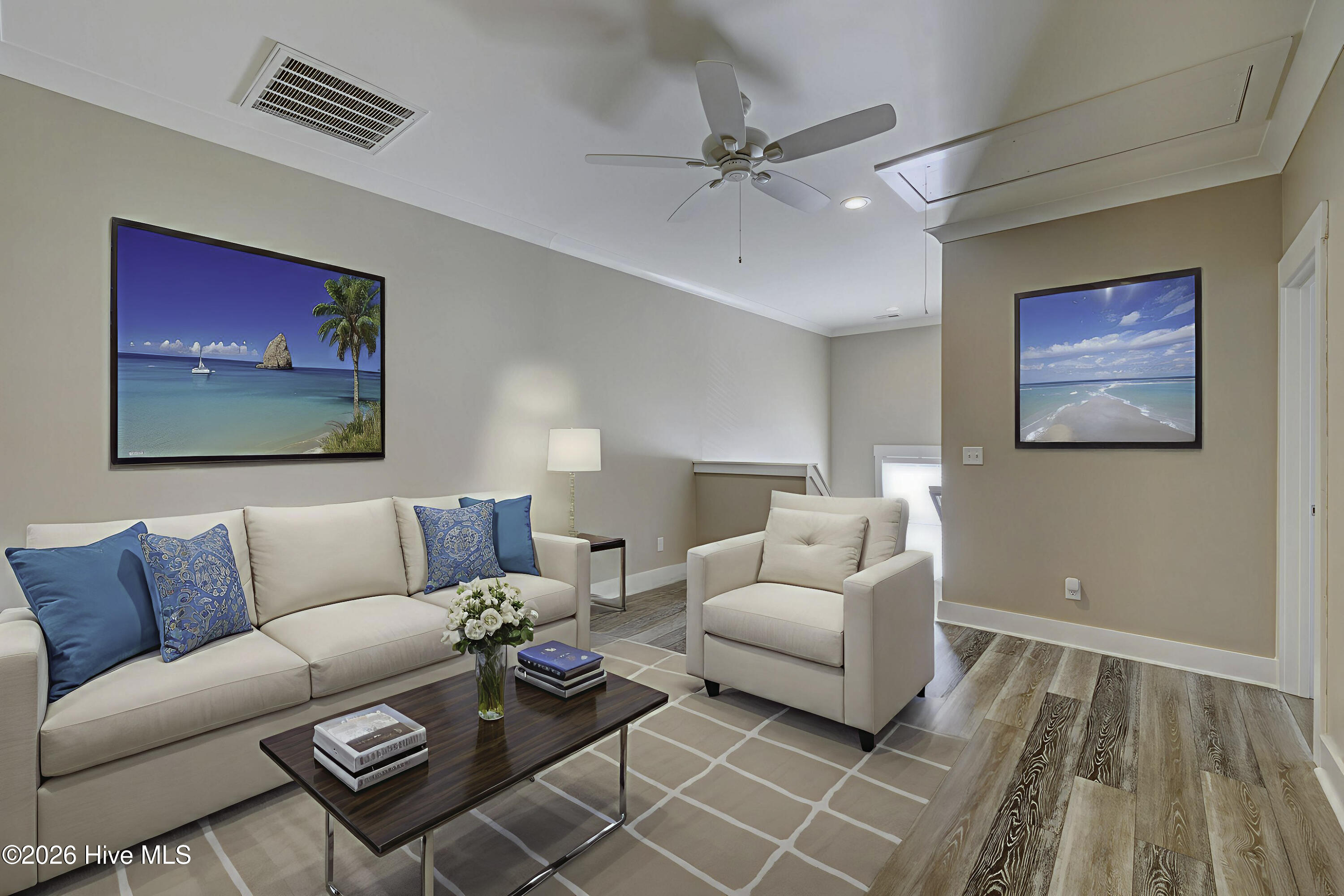 100534691 | Photo 49