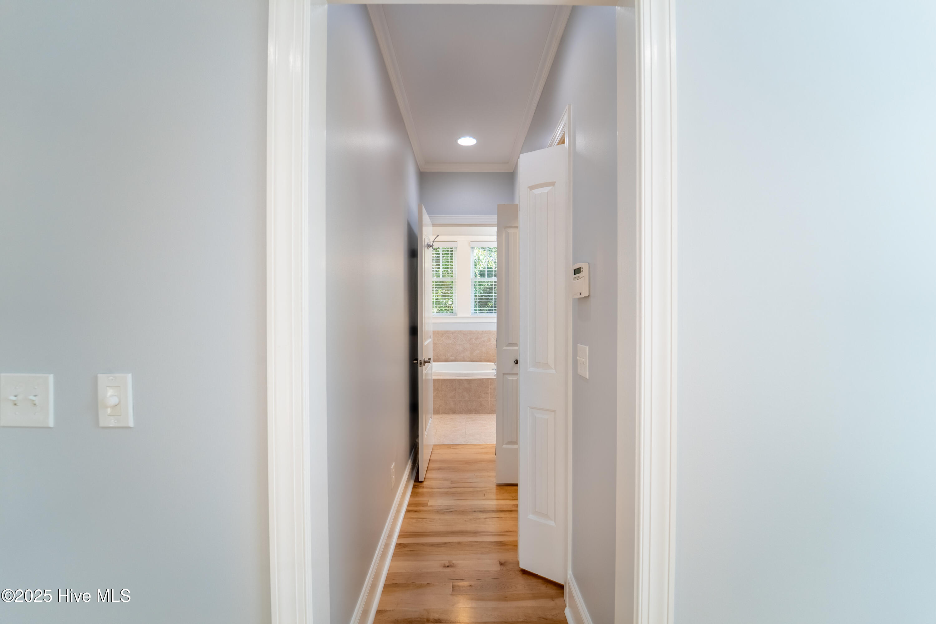 100544642 | Photo 32