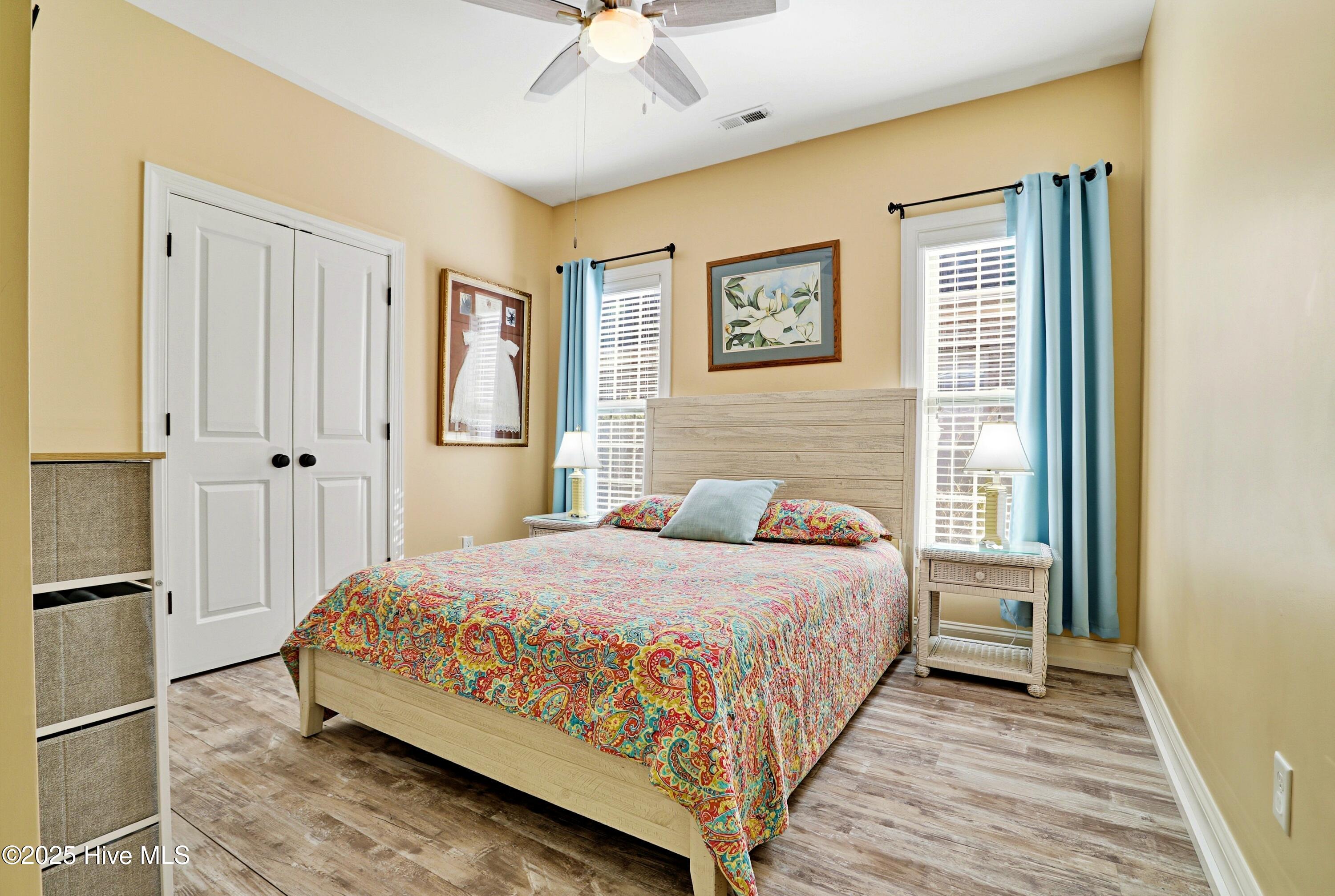 100539112 | Photo 22