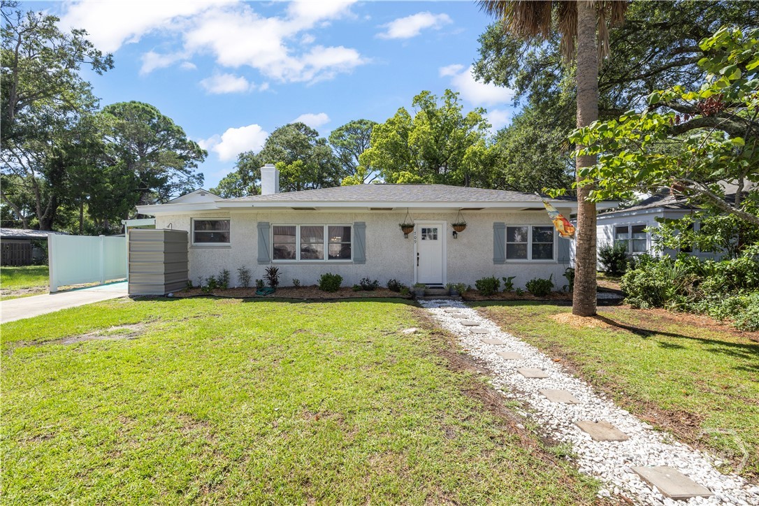 Property at 709 Lovell Avenue