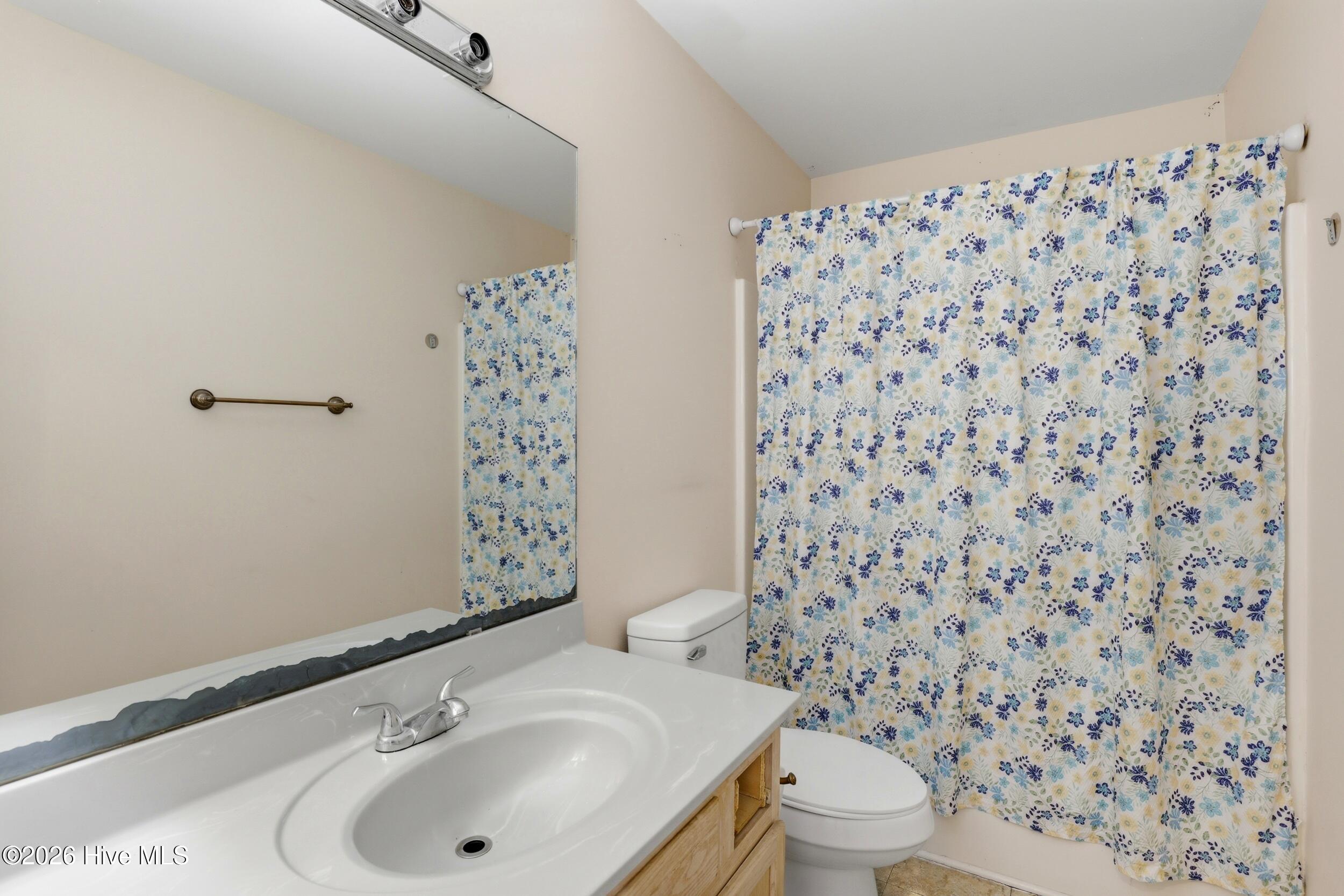 100558616 | Photo 22