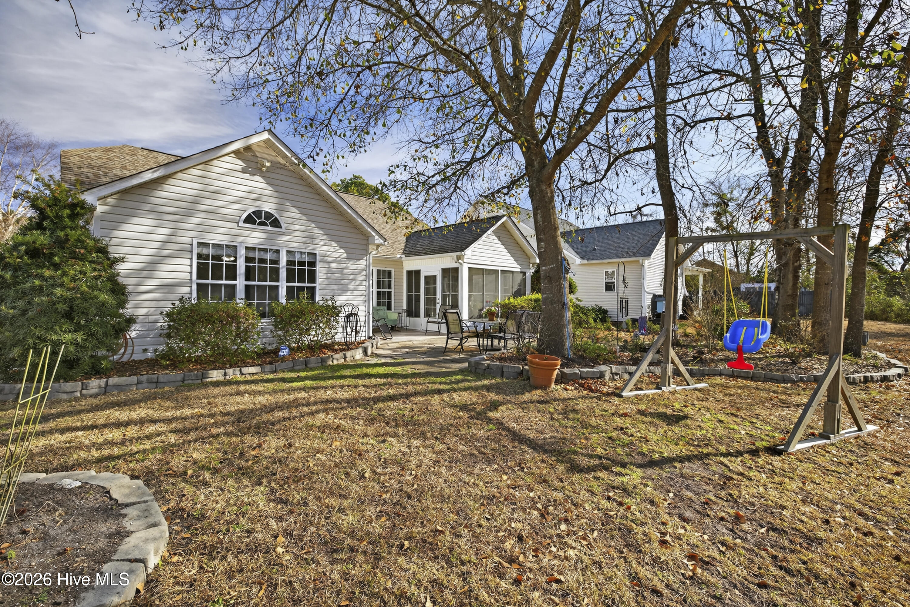 100553252 | Photo 33