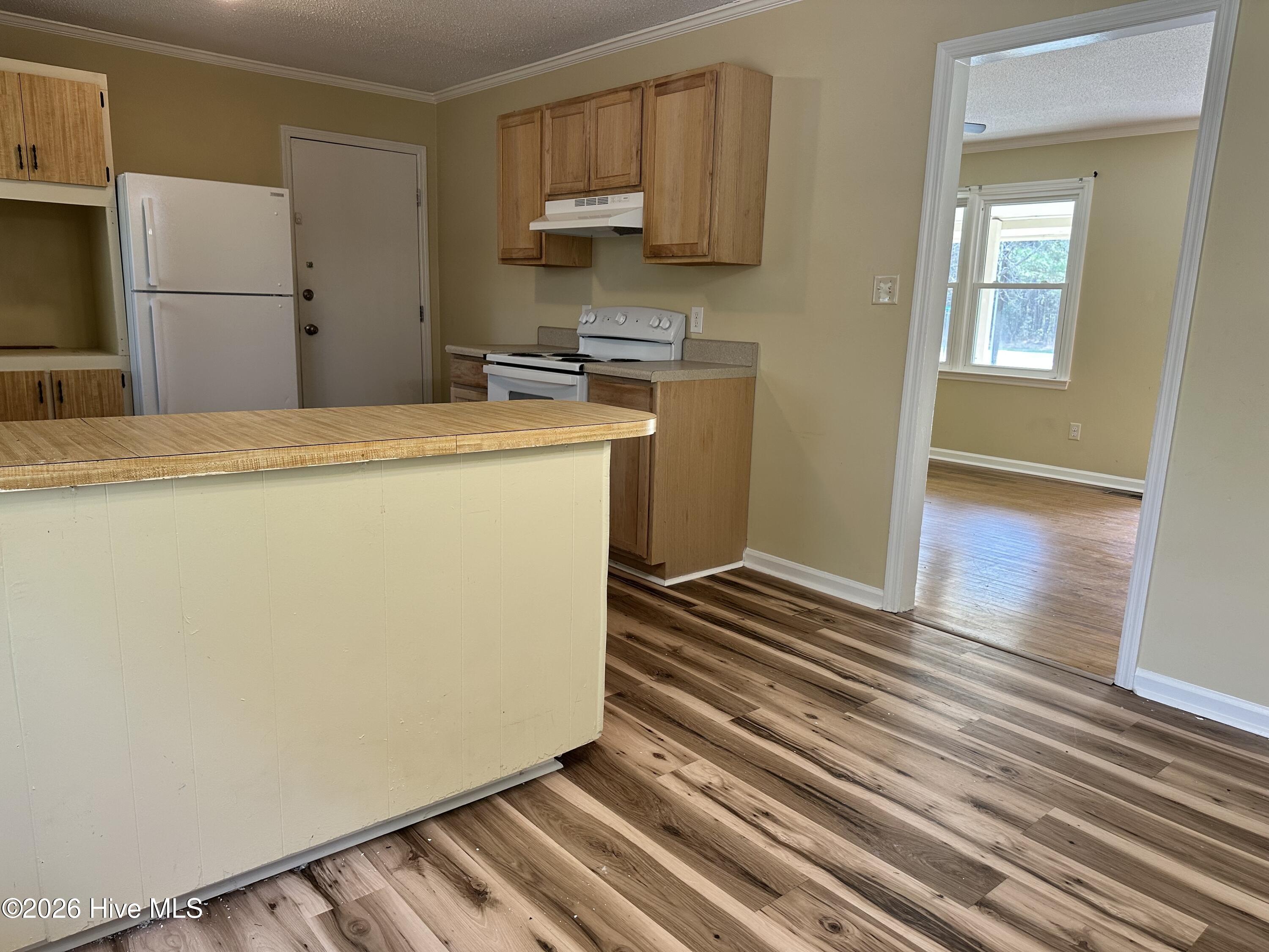 100562278 | Photo 10