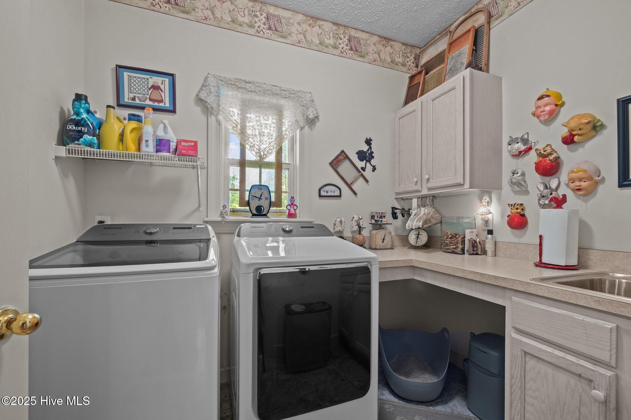 100517626 | Photo 40