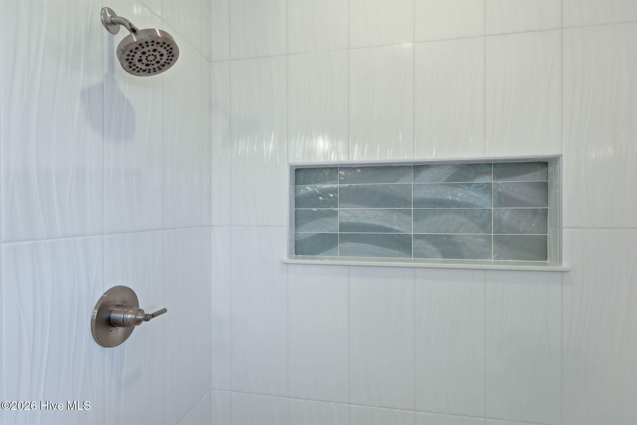 100559118 | Photo 44