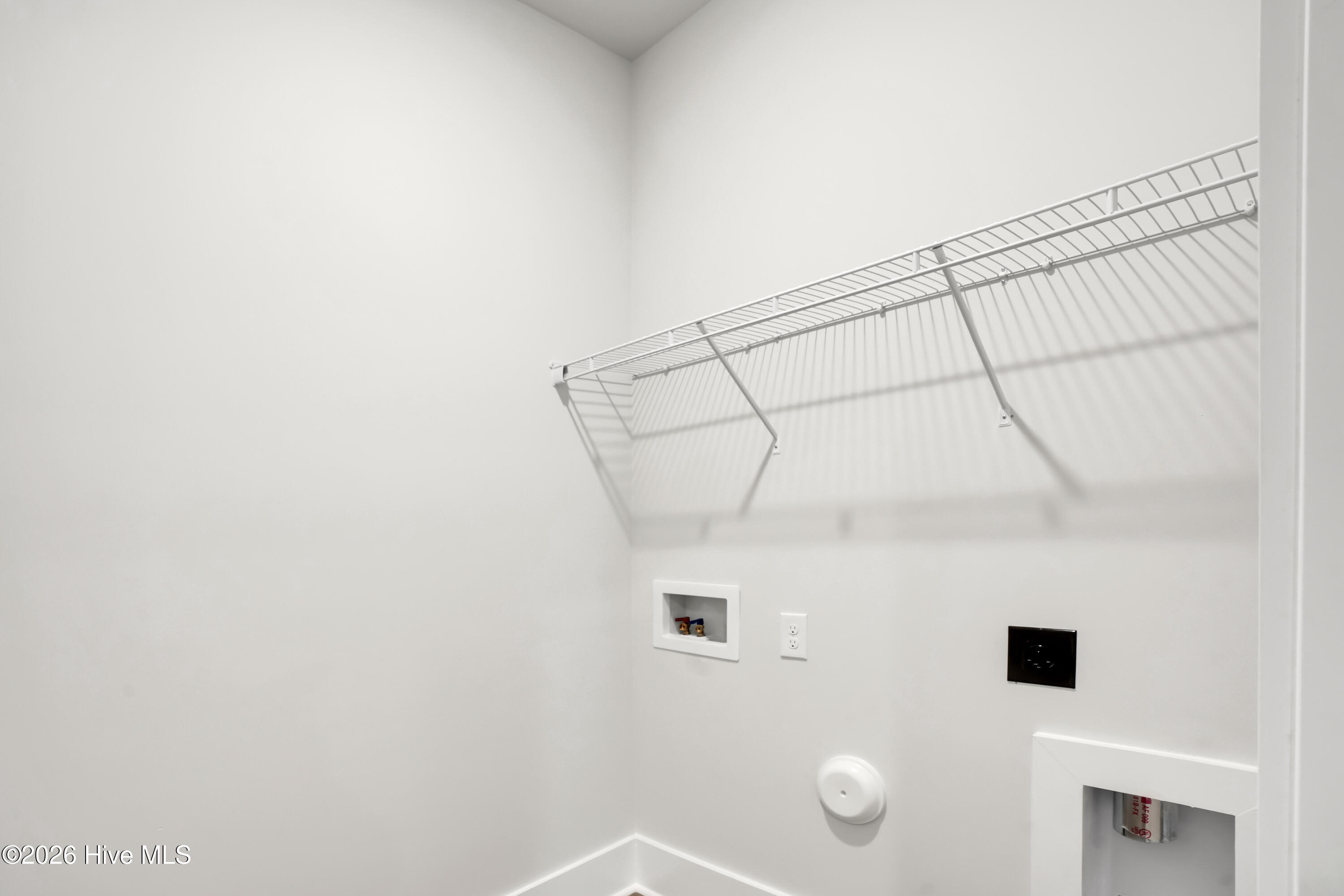 100558858 | Photo 13