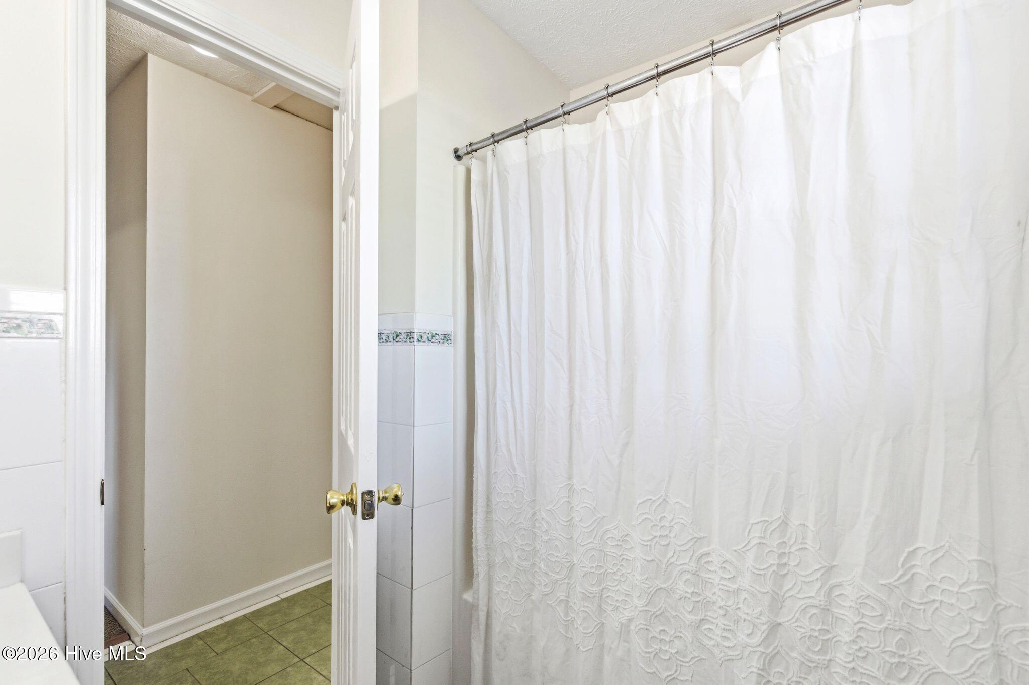 100567246 | Photo 14