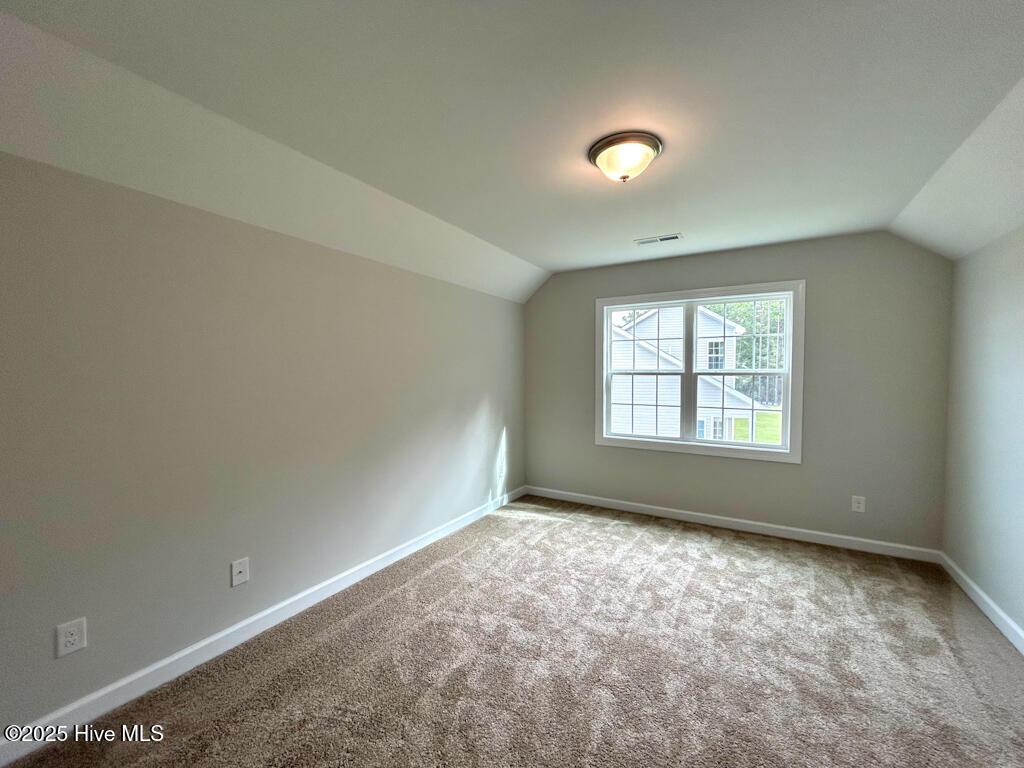 100513411 | Photo 57