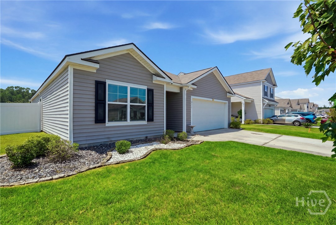 Photo 3 of Single family home for sale at 211 Caribbean Village Dr, Guyton, GA 31312 | MLS# SA363036 | Listing updated on 2026-09-20