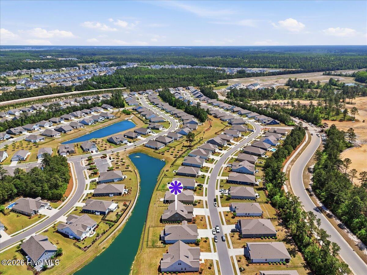 100569276 | Photo 73