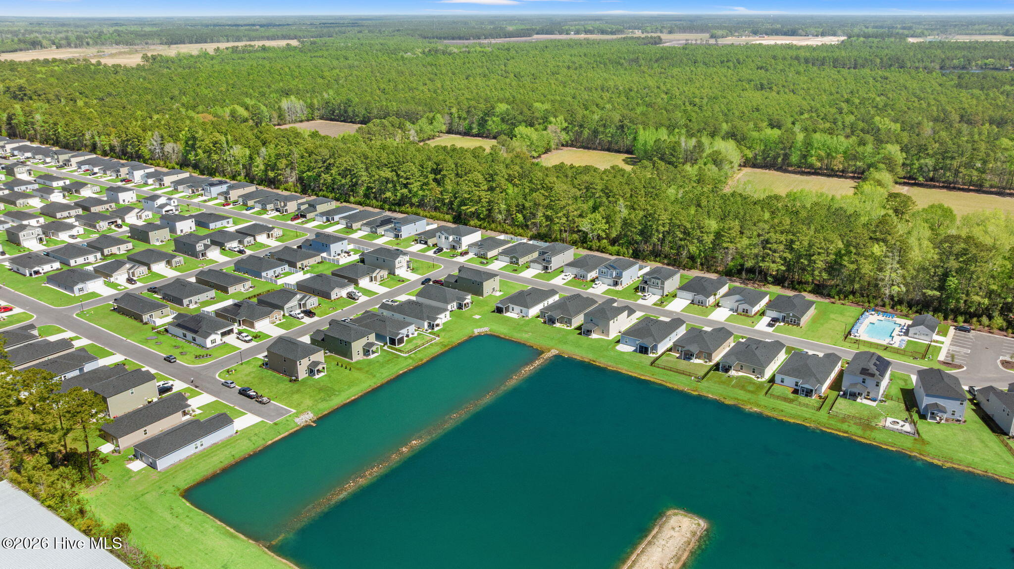 100566153 | Photo 50