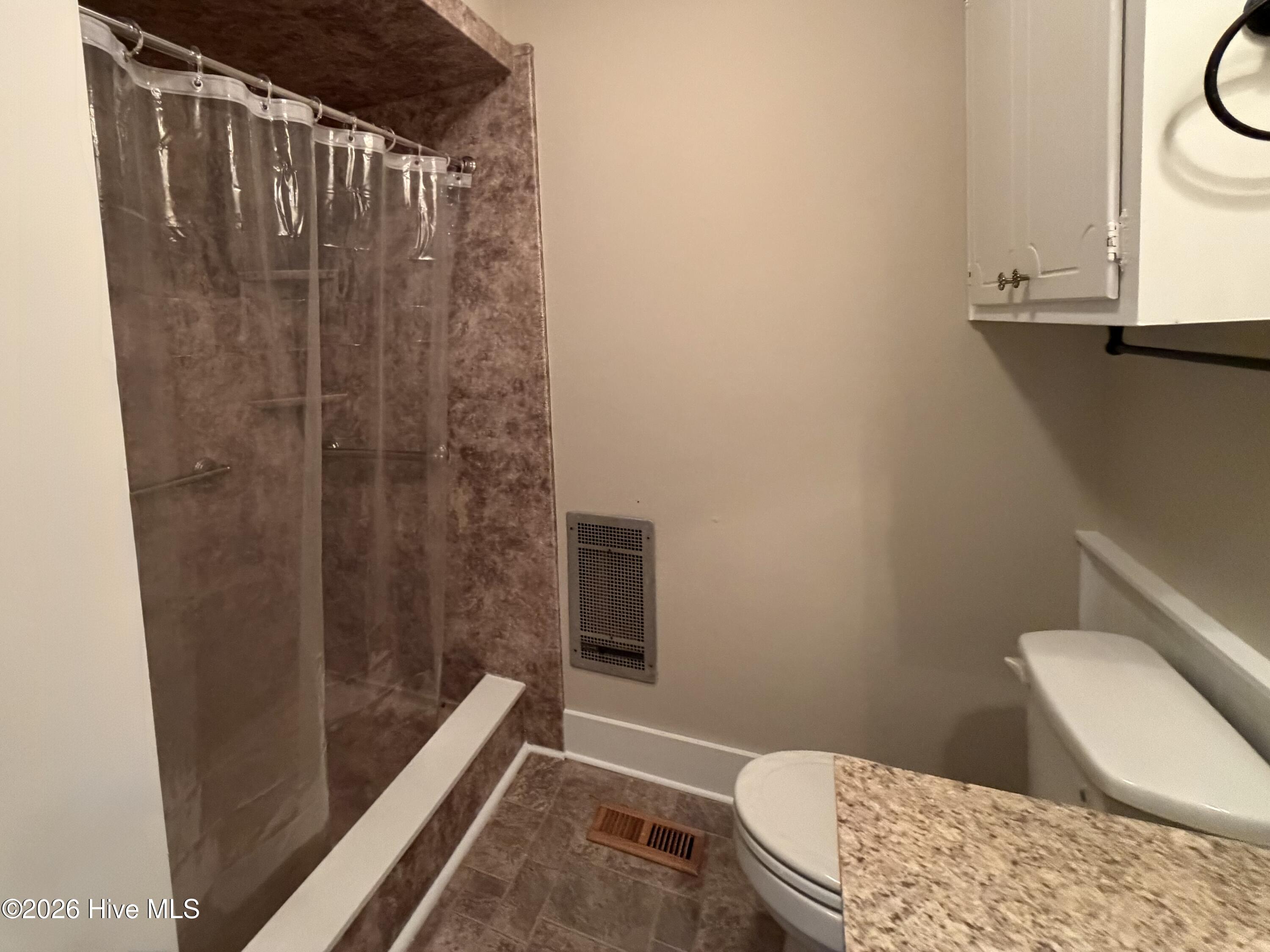 3144 Wintergreen Road,Cove City
