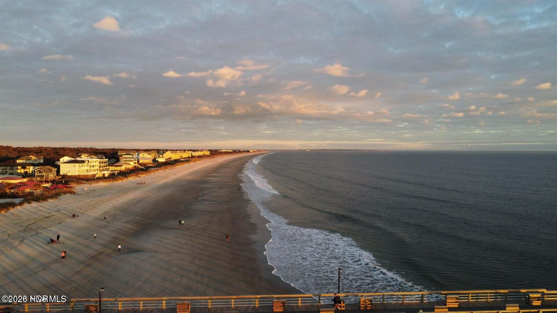 100548607 | Photo 49