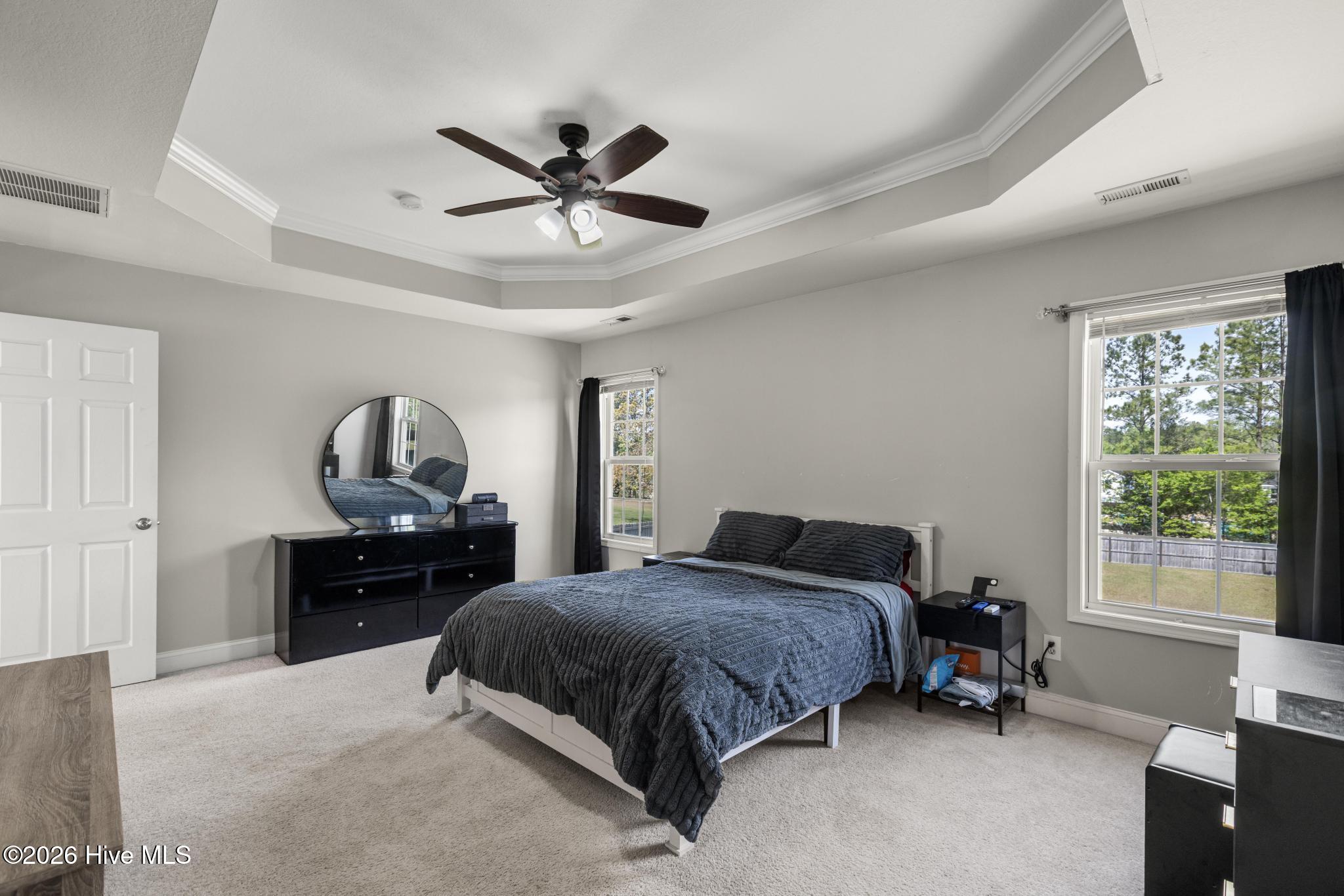 100566886 | Photo 22