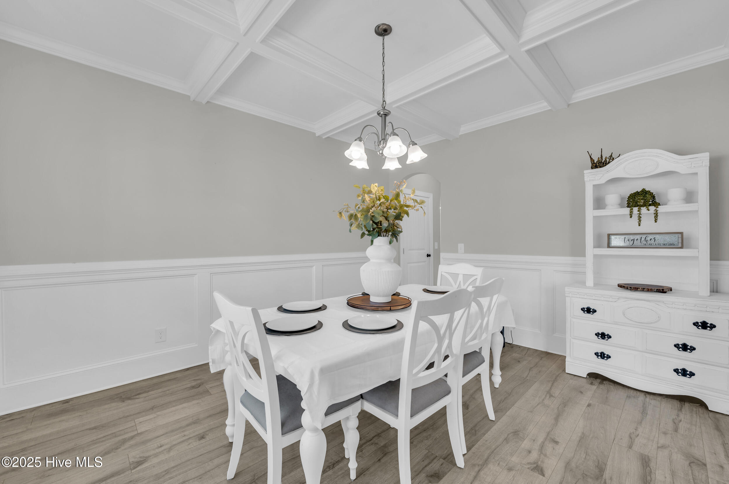 100530270 | Photo 20