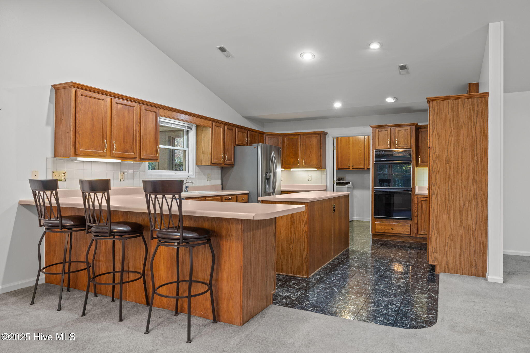 100540758 | Photo 26