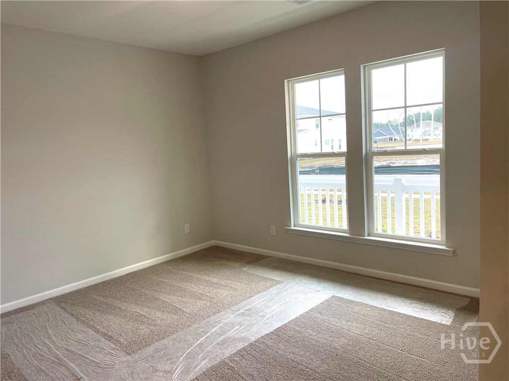 Secondary Bedroom
