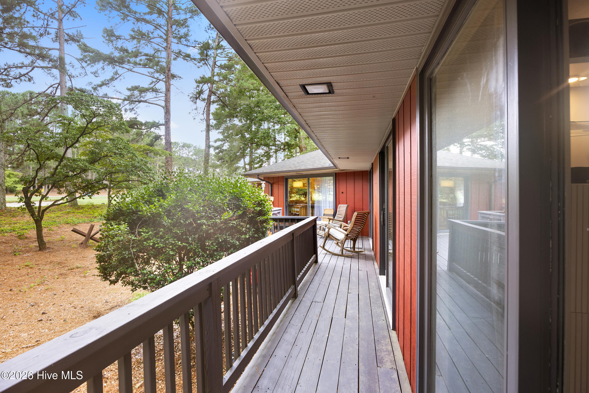 BACK DECK