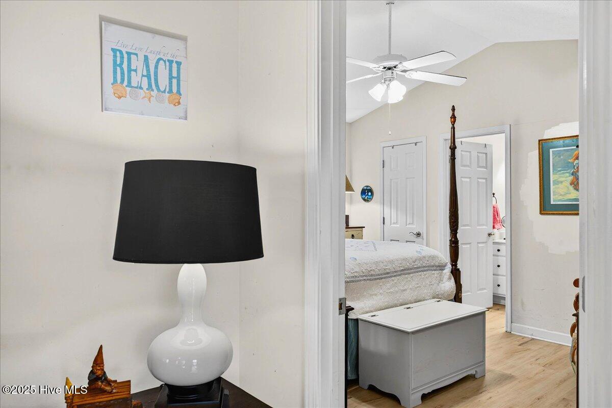 100543046 | Photo 16