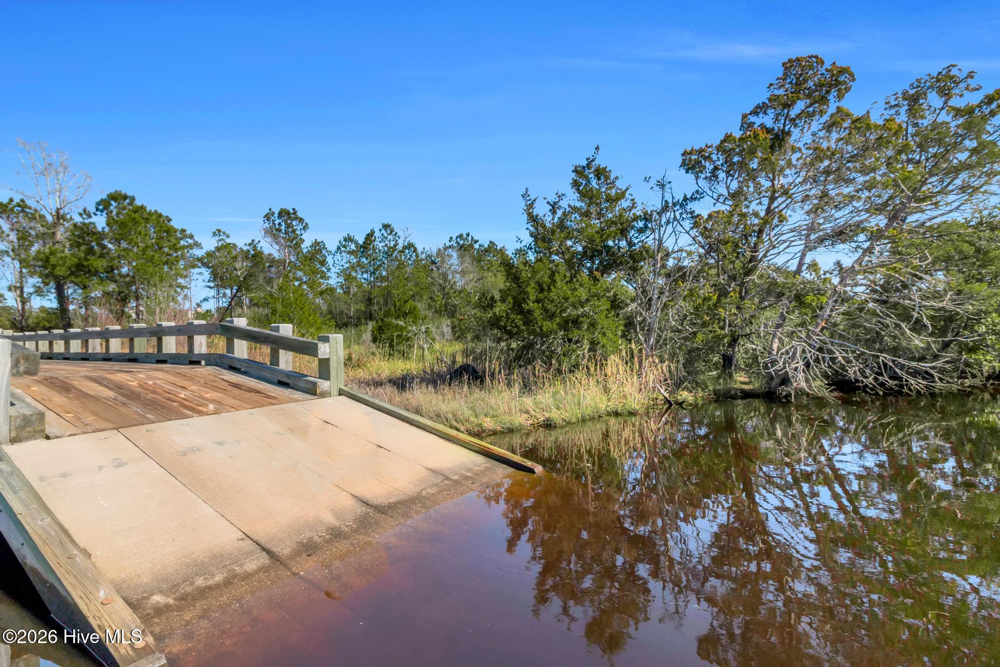 100564702 | Photo 25