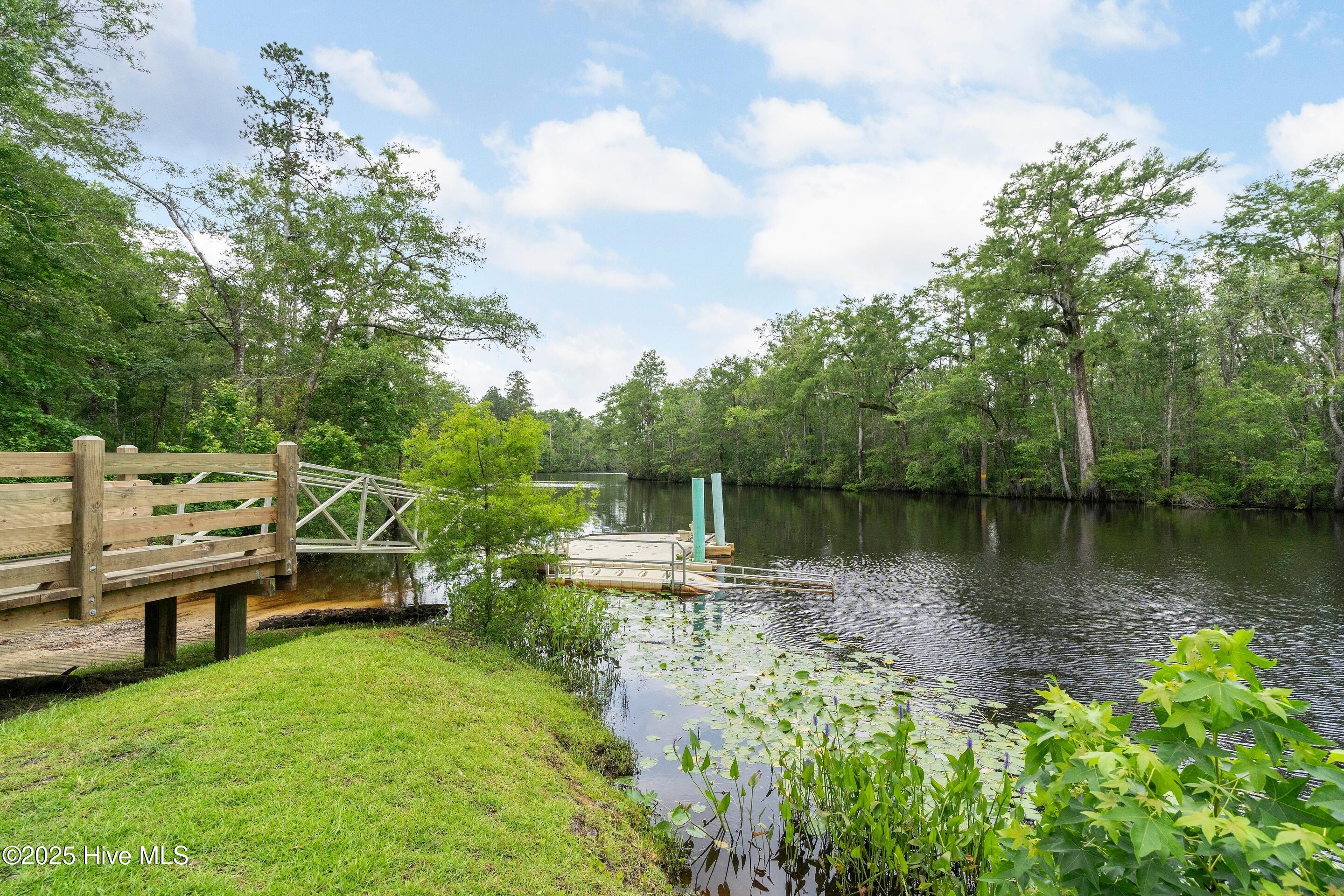 100531261 | Photo 112