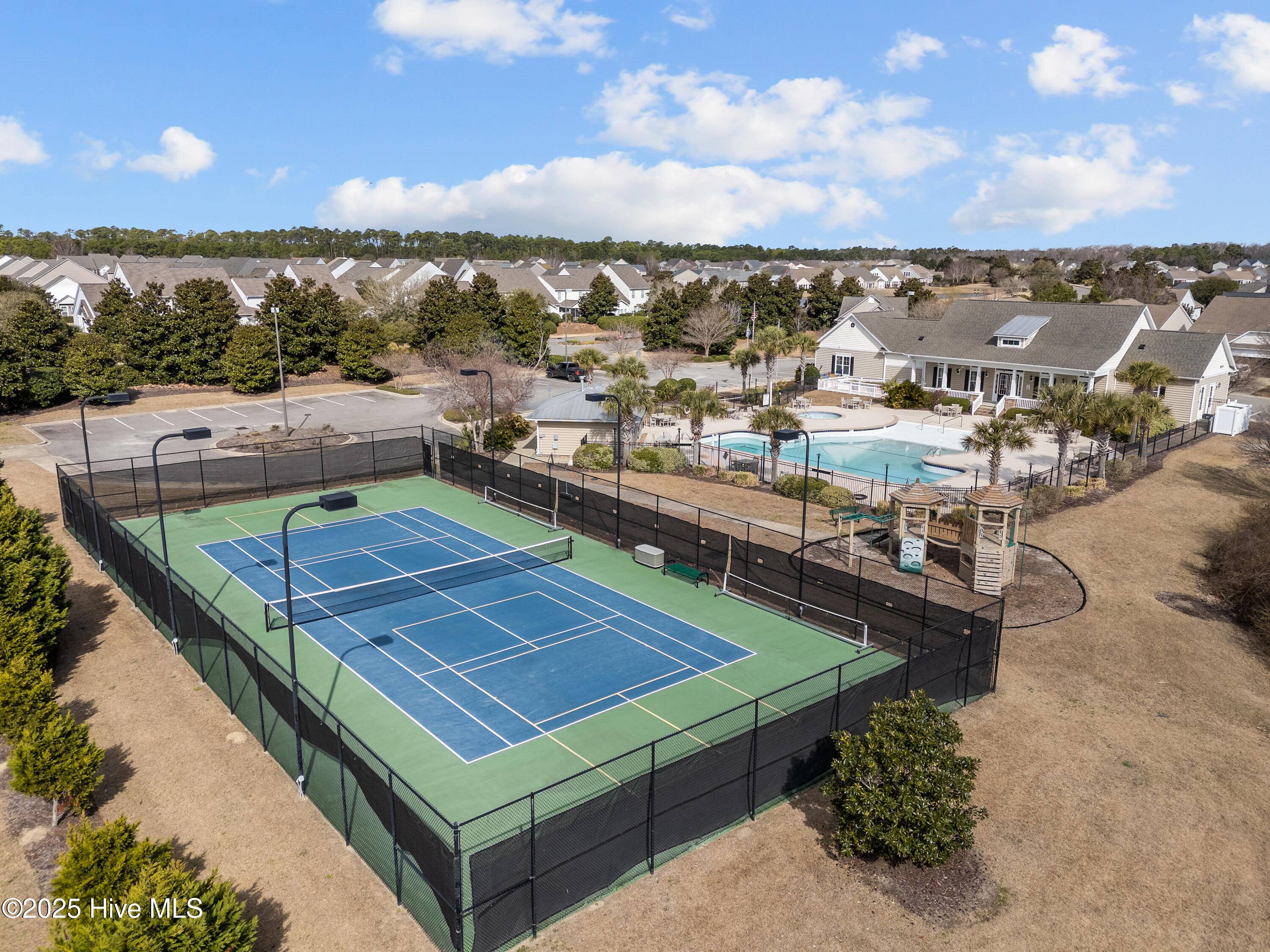 100515173 | Photo 48