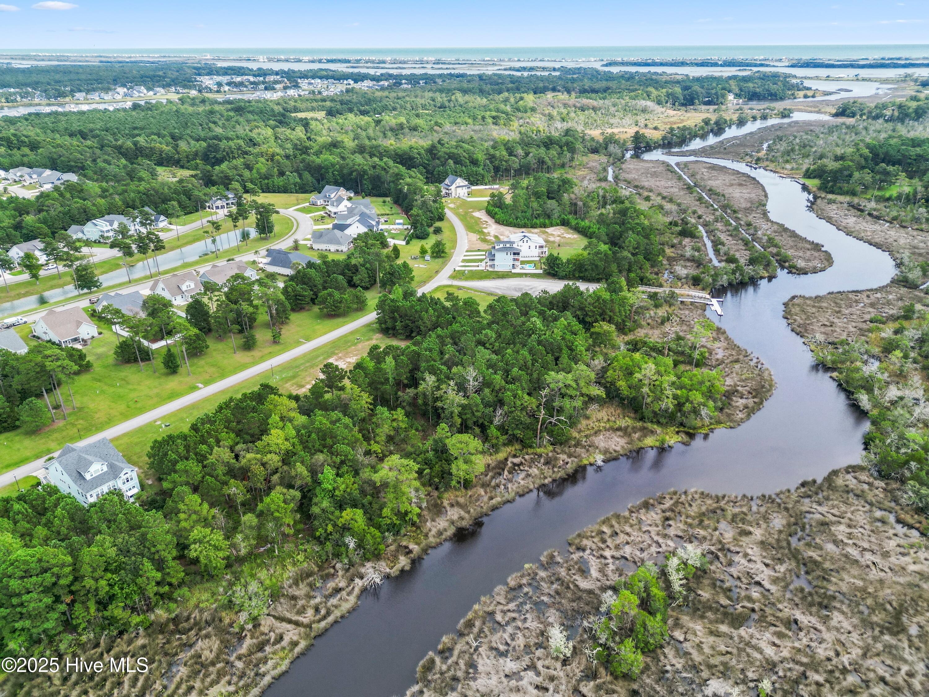 100529216 | Photo 12