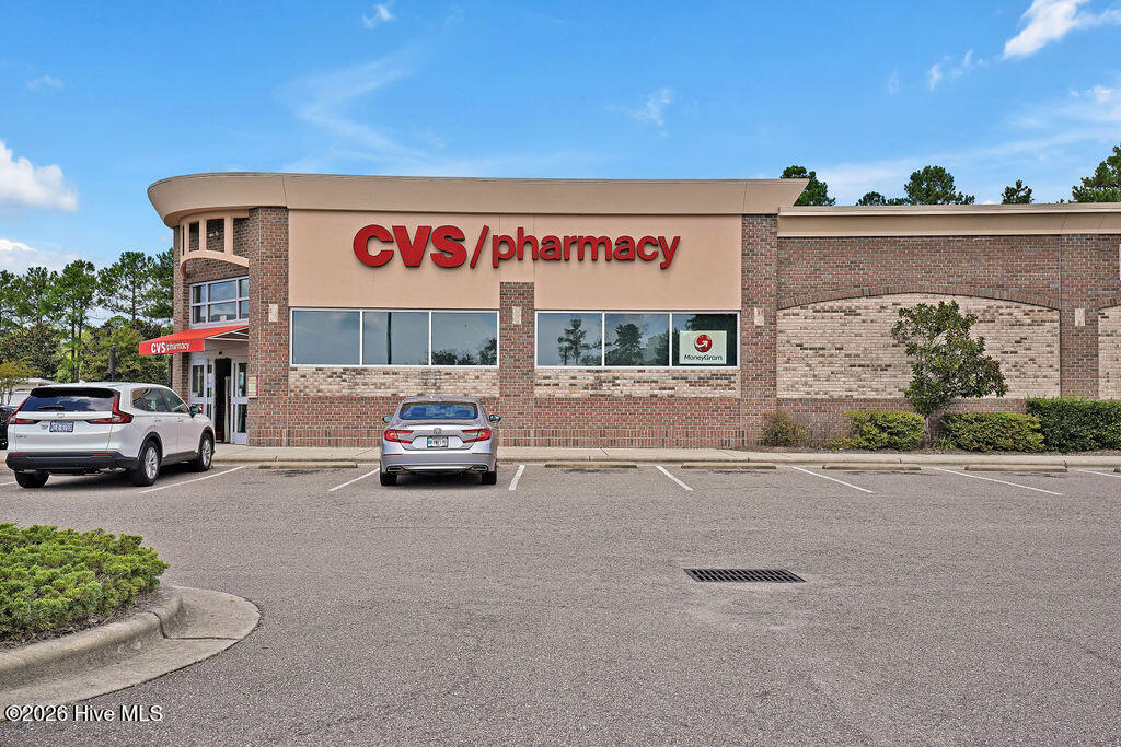 100565235 | Photo 141